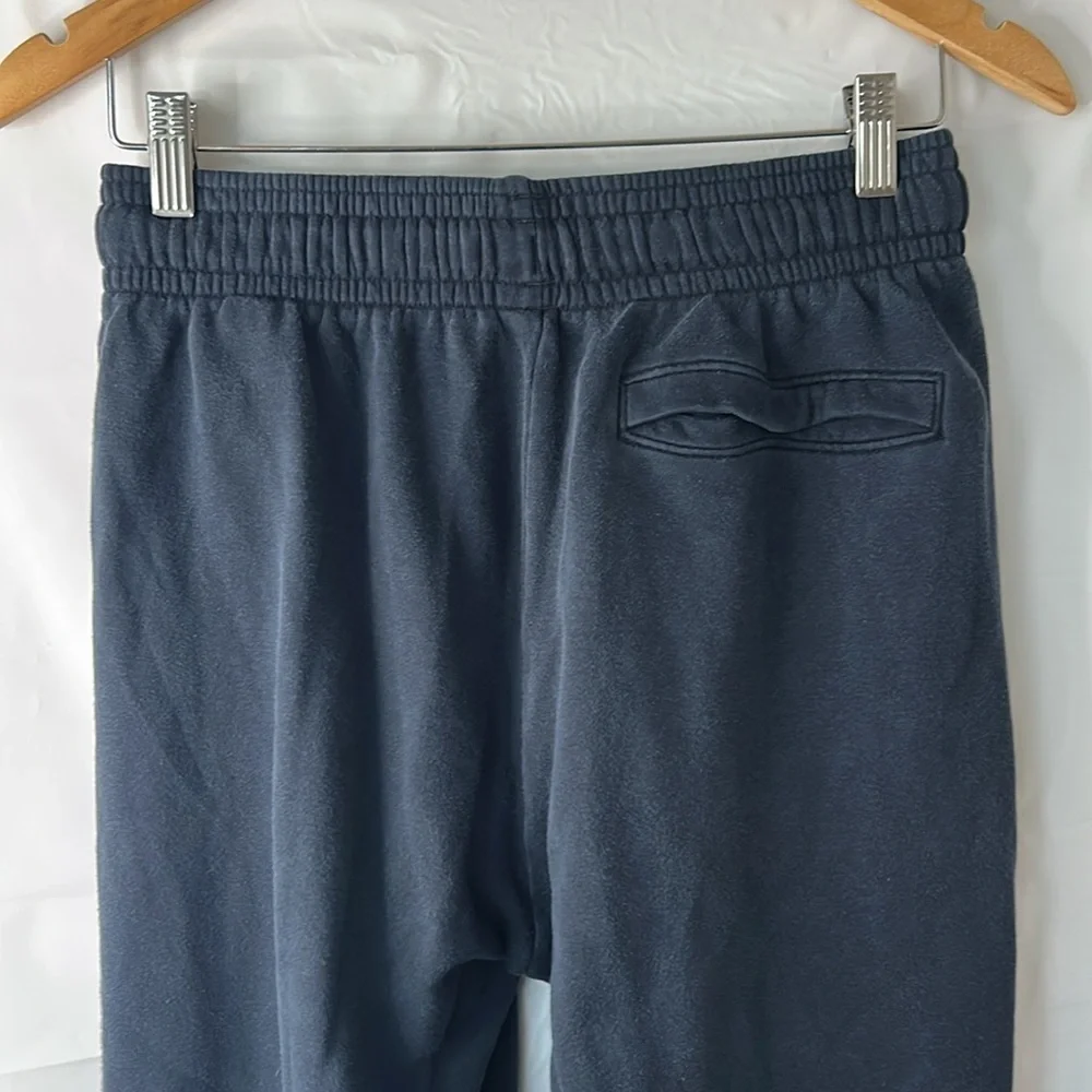 Under Armour sweatpants men’s size medium navy blue athletic pants athleisure - Picture 9 of 10